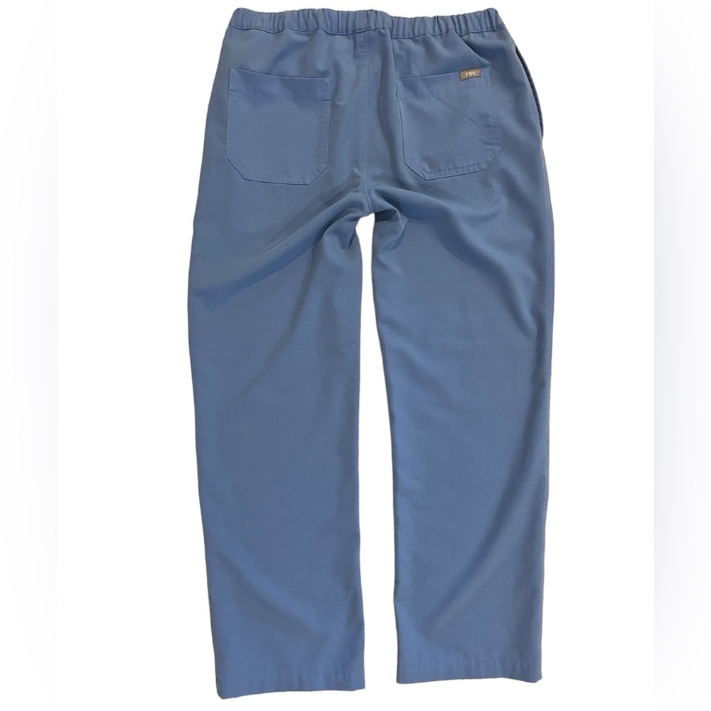 Figs • Pisco / Leon Ceil Blue Scrub Set - S Short - Picture 9 of 16